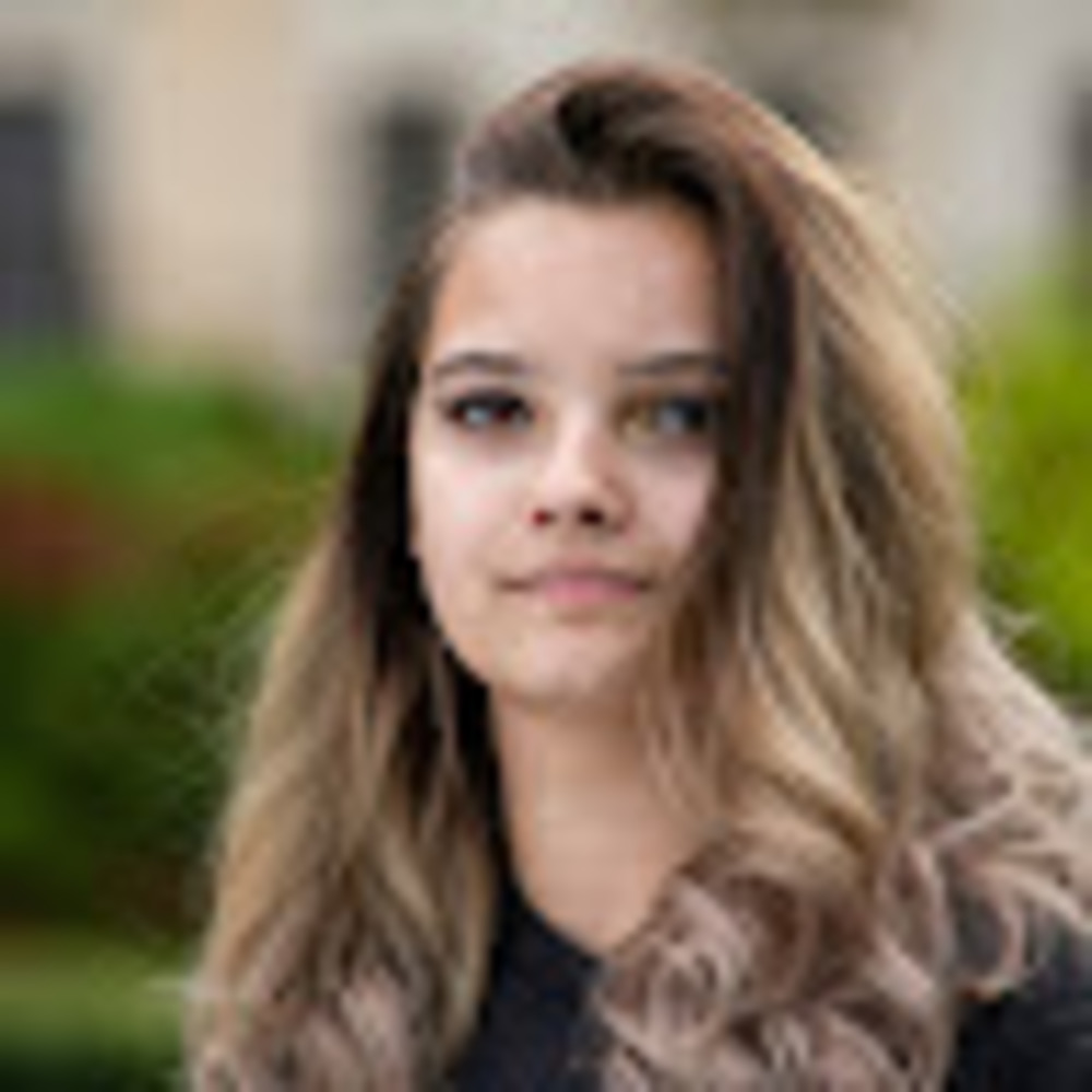 Meet your Posher, Emma